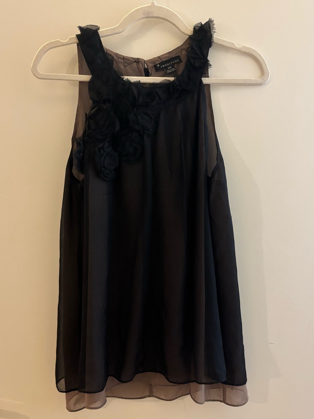 Twentyone 100% Silk Floral Appliqué Layered Blouse Black Taupe M